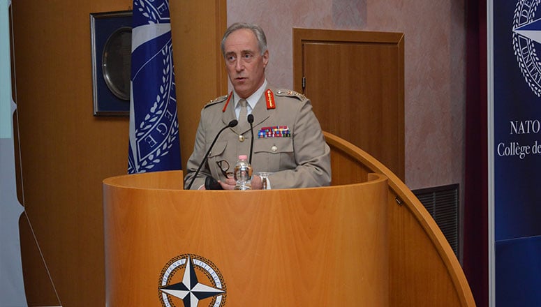 DSACEUR addressing Members of Senior Course 141 during his visit to the NATO Defense College