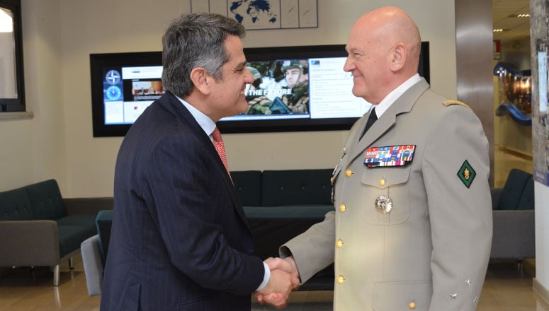 NDC Commandant welcoming the Ambassador of Spain to the Republic of Italy