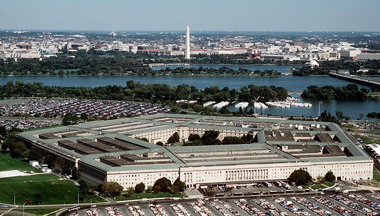 South-westerly view of the US Pentagon with the Potomac River and Washington Monument in background (credits: DoD photo by Master Sgt. Ken Hammond, US Air Force.)