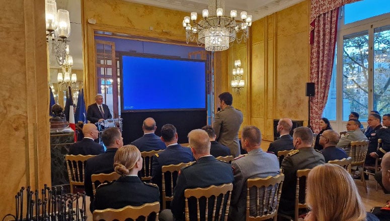 A Course Member during the Q&A session with Senator Le Gleut