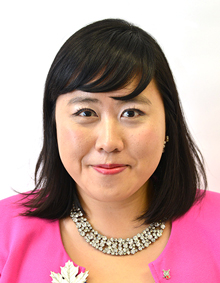 Dr Tina J. Park 