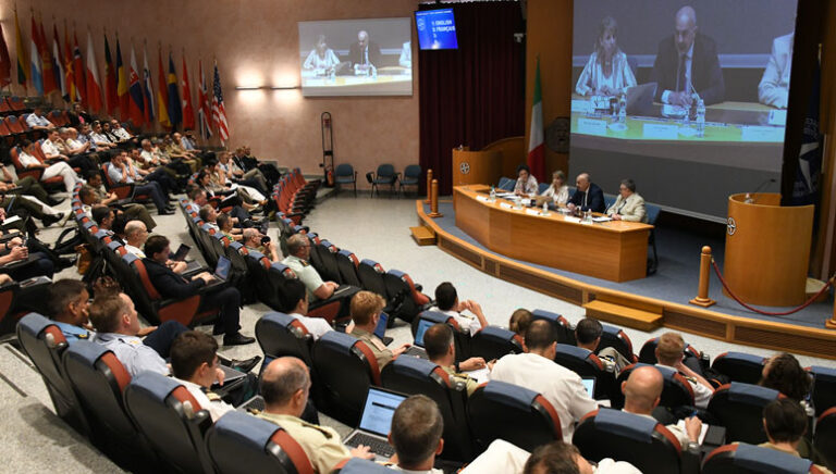 144-MiddleEastSeminar_2_2