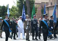 02June11_parade_1_1