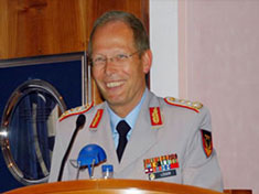 Commandant_235