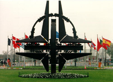 NATO_375